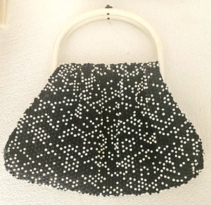 Vintage Perlen Tasche - wendbar schwarz-weiß - creme-weiß mit Verschluss - Bild 1 von 5