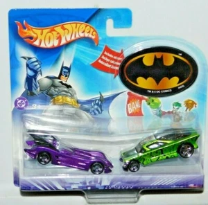 HOT WHEELS DC COMICS BATMAN VS THE RIDDLER 2 PACK BATMOBILE - Picture 1 of 1