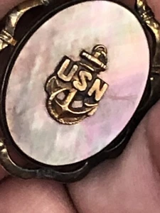 WW II USN Navy Locket Working Picture Com. Gold Over Sterling & Mother Of Pearl - Picture 1 of 12