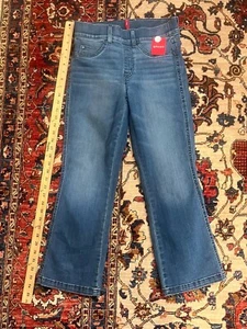 New with Tag Spanx Denim Cropped Kick Flare Pant in Vintage Indigo Small Petite - Picture 1 of 7