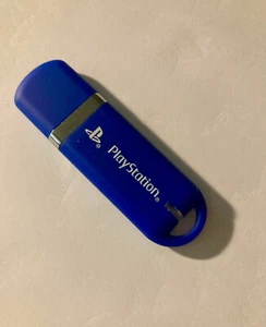 🎮 Clé USB 8Go PlayStation Futuroscope - Série Limitée 🎮 - Photo 1/2