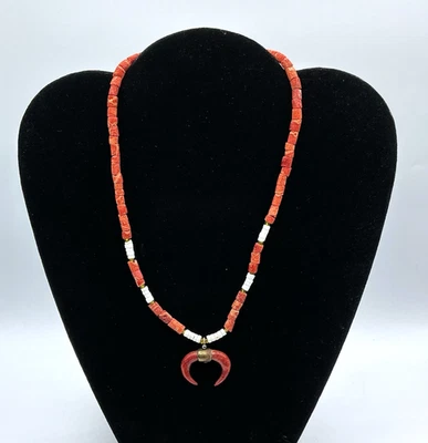 Collar De Colección Rústico Coral Rojo Cuentas MOP 18" con Doble Cuerno Colgante Cierre de Barril Foto 1 de 4