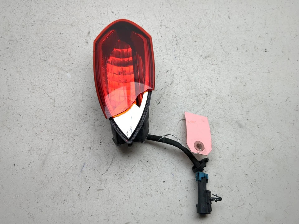 04-12 Victory Kingpin Luz trasera Luz de freno trasera Lámpara Lente Foto 1 de 4