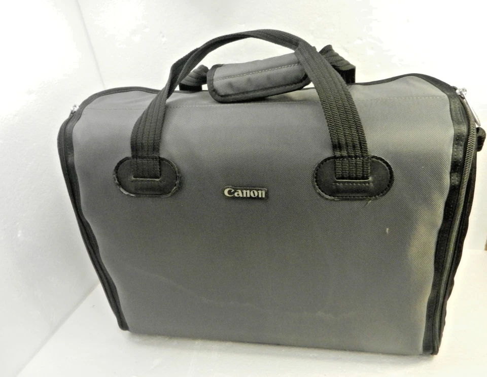 Proyector Canon X700 Multimedia XGA 4000 ANSI LÚMENES FUNCIONA pero necesita bombilla nueva Foto 1 de 4