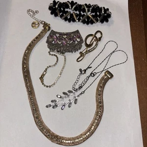 Lote de piezas de joyería vintage para artesanía y reparación, cuentas de pedrería - Imagen 1 de 9