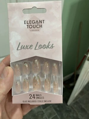 Elegant Touch Luxe Looks False Nails - Champagne Truffle (24 Nails & Nail Glue)