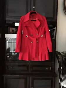 NWT! WOMENS RED RAIN COAT, SIZE LARGE - Picture 1 of 4