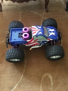 hpi savage twin engine Nitro Rc Truck - Picture 1 of 7