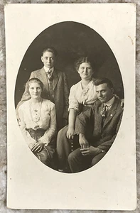 Cartolina primi '900 ritratto di famiglia Eolsom Studio Canton Ohio PMO RPPC B873 - Foto 1 di 3