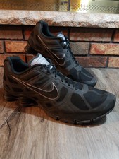 black nike shox turbo