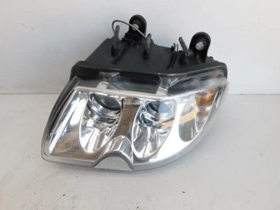 Conjunto de faros de xenón Maserati Quattroporte M139 2006 LHS J127 Foto 1 de 4