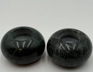 Set di 2 portacandele pesante votivo vintage rotondo verde scuro marmo pietra tea light - Foto 1 di 10