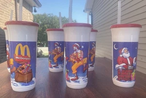 VINTAGE 1997 SANTA RONALD MCDONALD CUP - Picture 1 of 6