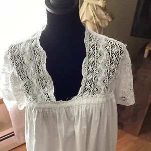 Gorgeous Vintage 1940's Lace Wedding Nightgown White Cotton Size M~1A - Picture 1 of 11