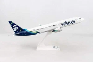 SKYMARKS ALASKA 737MAX9 1/130 - Picture 1 of 7