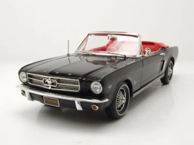 Ford Mustang Convertible 1964 schwarz Modellauto 1:18 Auto World - Bild 1 von 4