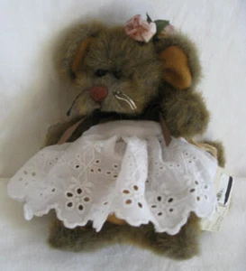 Cottage Collectibles de GANZ - Ratón en falda blanca - 7" - Imagen 1 de 4