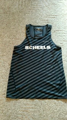 Camiseta sin mangas elástica Scheels.  Med.  Logo Quick Dry Brooks Foto 1 de 4