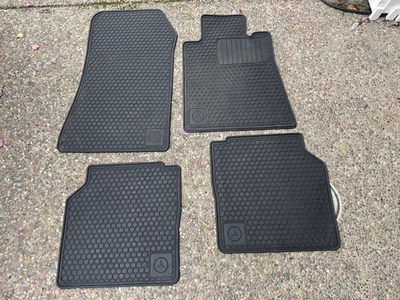 Alfombrillas Mercedes-Benz W140 Clase S 1992-99 genuinas vintage OEM para todo tipo de clima Foto 1 de 4