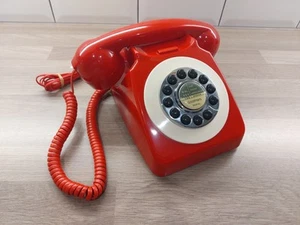 Goodmans Redial Retro telefon stacjonarny, czerwony - Zdjęcie 1 z 6