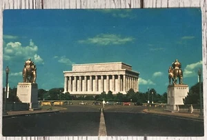 Lincoln Memorial Washington DC Old Cars VTG Vintage Postcard - Picture 1 of 2