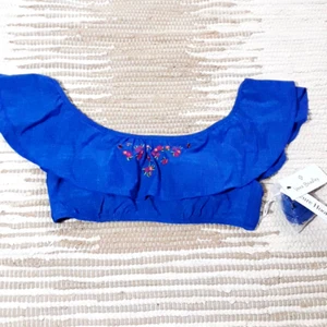 Vera Bradley Ruffle Bikini Top, size Medium, NEW! Floral Embroidered CLEARANCE - Picture 1 of 10