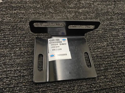 Soporte de parachoques del lado del conductor Diamond FO1066109DS para Ford F-150/F-250/F-350 90-91 Foto 1 de 4