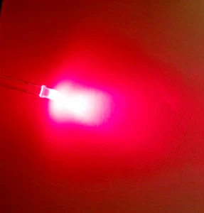 200pcs 3mm Red leds diode Brand New Fast USA Shipping.(OSS) - Picture 1 of 7