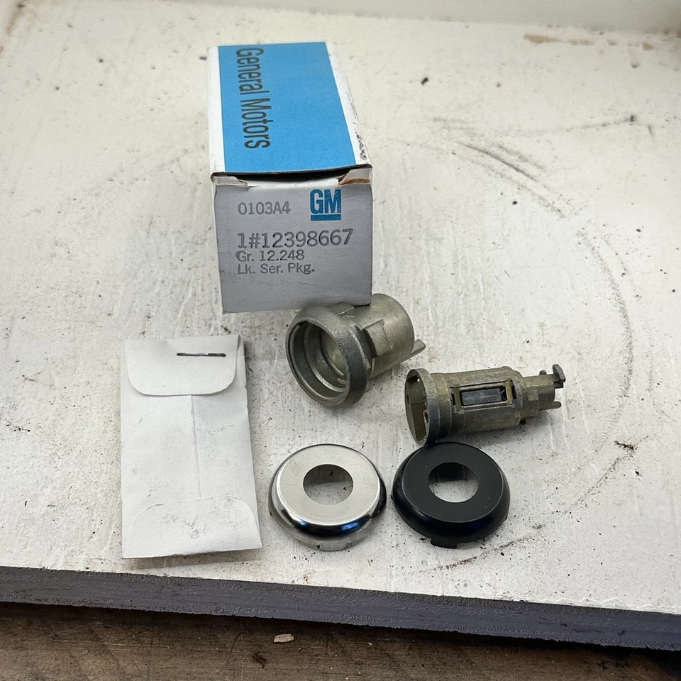 Vintage New OEM GM 12398667 Lock Service Package Uncoded Car Truck Part - Image 1 of 4