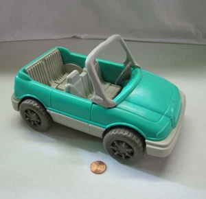 Fisher Price Loving Family Dollhouse Green Sports Car Convertible Vehicle #2 - Picture 1 of 5