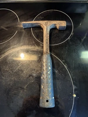 Martillo Estwing Rock Pick, empuñadura de goma azul, hecho en EE. UU. Foto 1 de 4