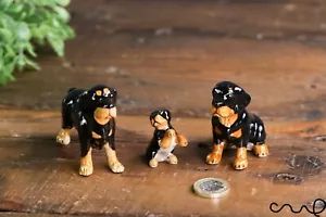 Juego de 3 Cerámica Rottweiler Perros Adornos Familiares Muñeca Coleccionable Estatuilla Regalo - Imagen 1 de 10