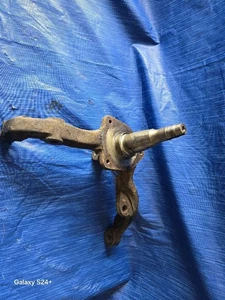 Passenger Right Front Spindle/Knuckle Fits 74-79 COUGAR 80505 - Picture 1 of 3