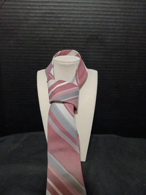 Botany 500 Marine Gray And White Striped Polyester Tie 58 In (32) - Image 1 of 3