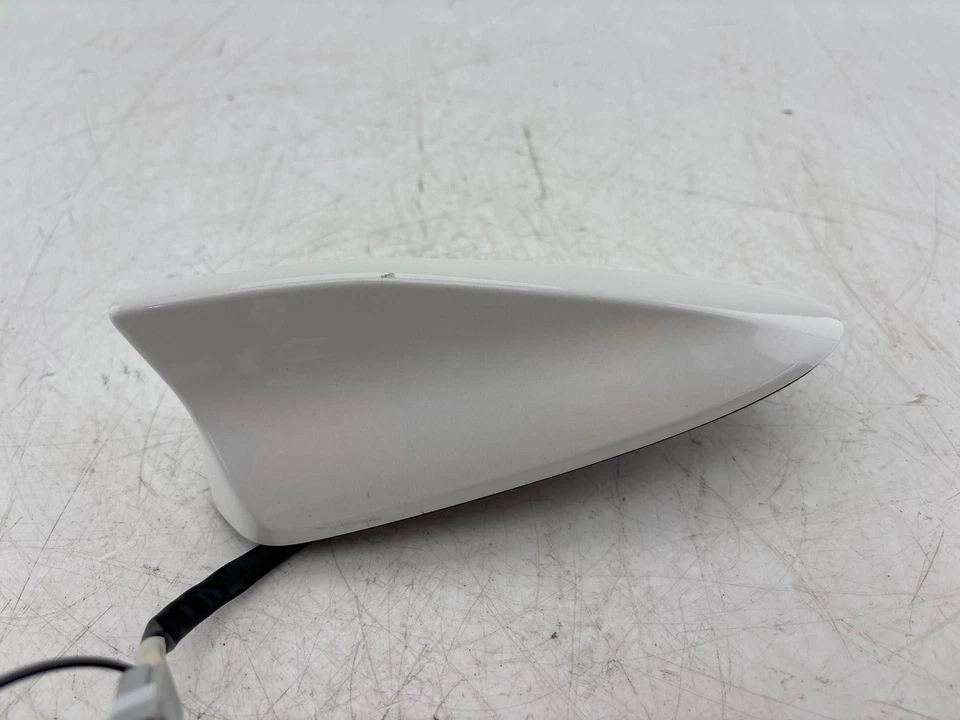 Mazda CX-3 2016-2021 techo aleta de tiburón antena de radio OEM Foto 1 de 4