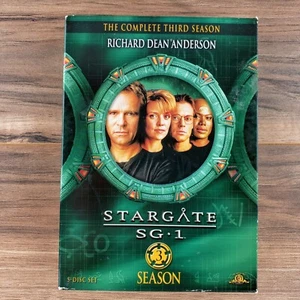 Stargate SG-1 - Season 3 2006 DVD Box Set Missing Disc #1, Has 2,3,4,5 - Picture 1 of 9