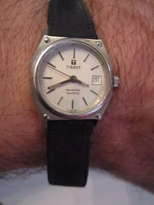 LADIES' TISSOT SEASTAR WATCH - QUARTZ MOVEMENT - TUB BBK - Picture 1 of 5