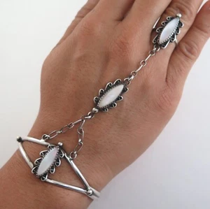 Attraktives Sterling Silber Sklavenarmband mit Muschel Ringgröße 5,25 - Bild 1 von 6