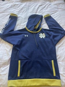 NOTRE DAME Football Sweatshirt Hoodie Mens Medium Under Armour Fighting Irish - Picture 1 of 9