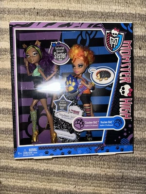 Monster High 2011 Clawdeen & Howleen Wolf Hombre Lobo Hermana Pack Nuevo Sin Abrir Foto 1 de 2
