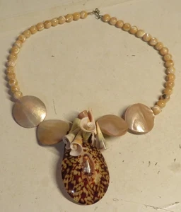 Vintage Muschel Muschel Anhänger Halskette Handarbeit Perlen braun beige 20" - Bild 1 von 8
