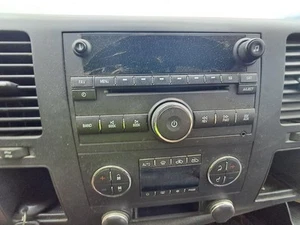 Audio Equipment Radio Opt US8 Fits 07-14 SIERRA 2500 PICKUP 2498957 - Picture 1 of 11