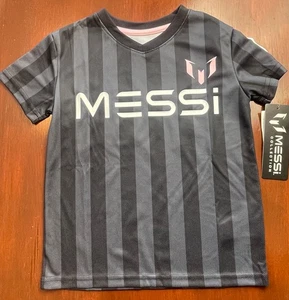 NUEVO CON ETIQUETAS Niño MESSI Colección Fútbol Camiseta Top 4 Negro Camisa Miami $22 - Imagen 1 de 4
