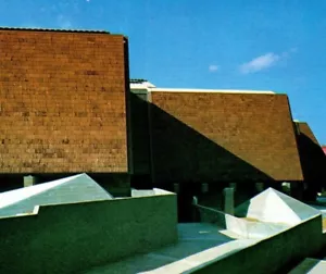 Pabellón de Indonesia dispuesto como islas Japón Expo Mundial 1970 postal vintage - Imagen 1 de 3