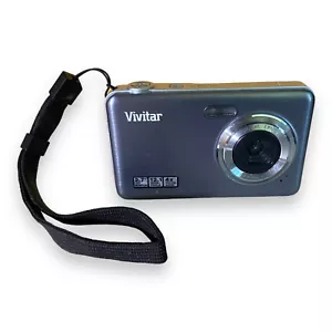 Vivitar 12.1 MP Digital Camera, w/Accessories (Samsonite Bag & Cord) MID0050710 - Picture 1 of 9