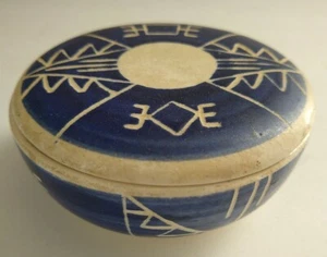 SIOUX POTTERY RAPID CITY SD SIGNED TEKAWITHA 3.5" - Picture 1 of 6