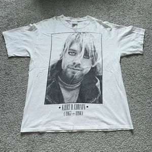 90s 1994 Nirvana Kurt Cobain white men And Women T Shirt DO680 - Bild 1 von 3