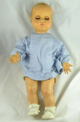 BAMBOLA ANTICA VINTAGE  IN CELLULOIDE 1940 1950 - Immagine 1 di 4