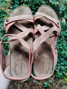TAOS MUJER TRULIE SANDALIA CUERO LIGERO CORAL CLARO TALLA 41 EE. UU. 10-10,5  - Imagen 1 de 11