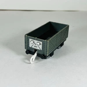 Ärgerlicher LKW Güterwagen Trackmaster Tender Thomas the Train Pull Along 2006 - Bild 1 von 11